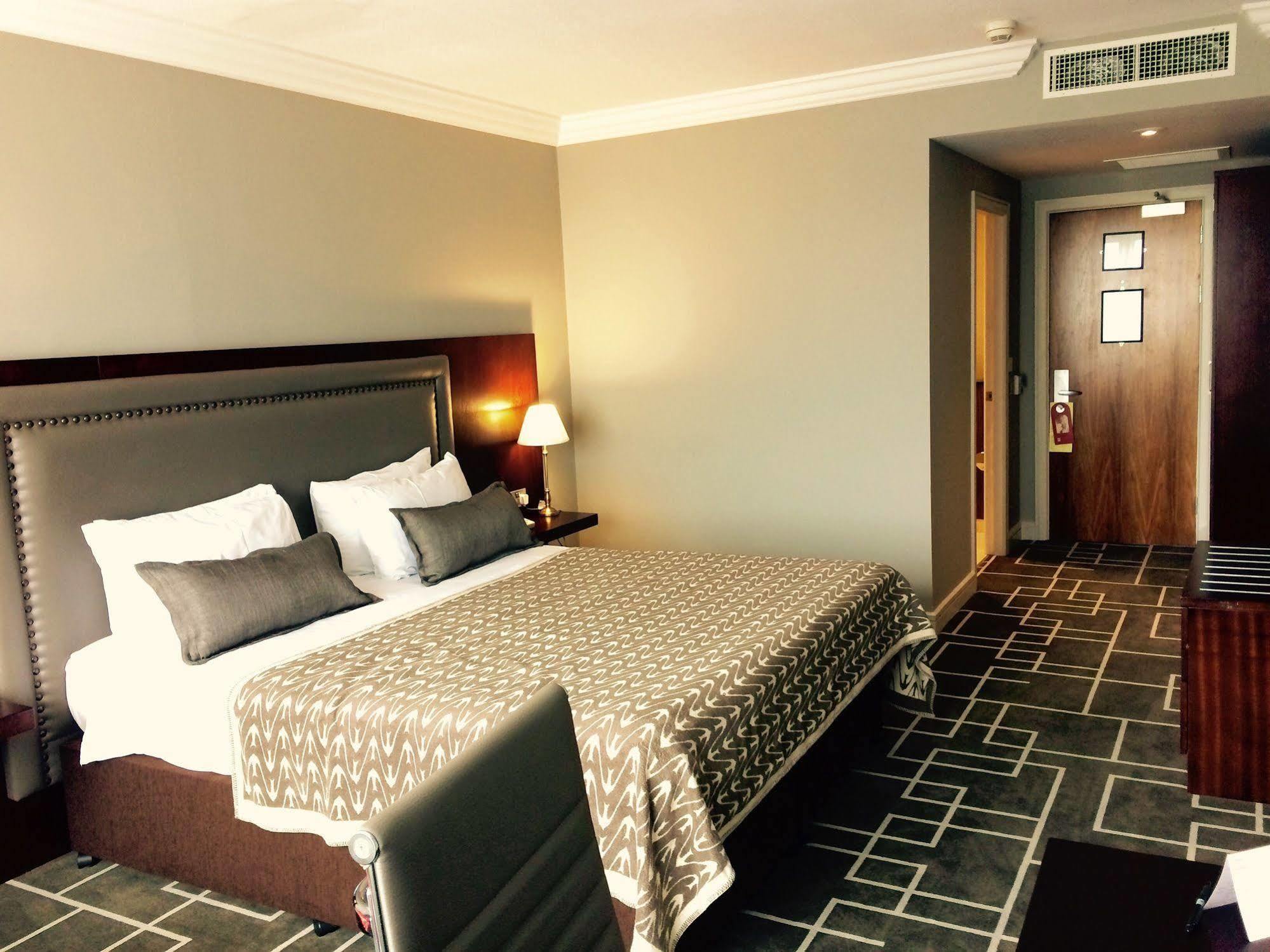 The Killeshin Hotel Portlaoise Εξωτερικό φωτογραφία
