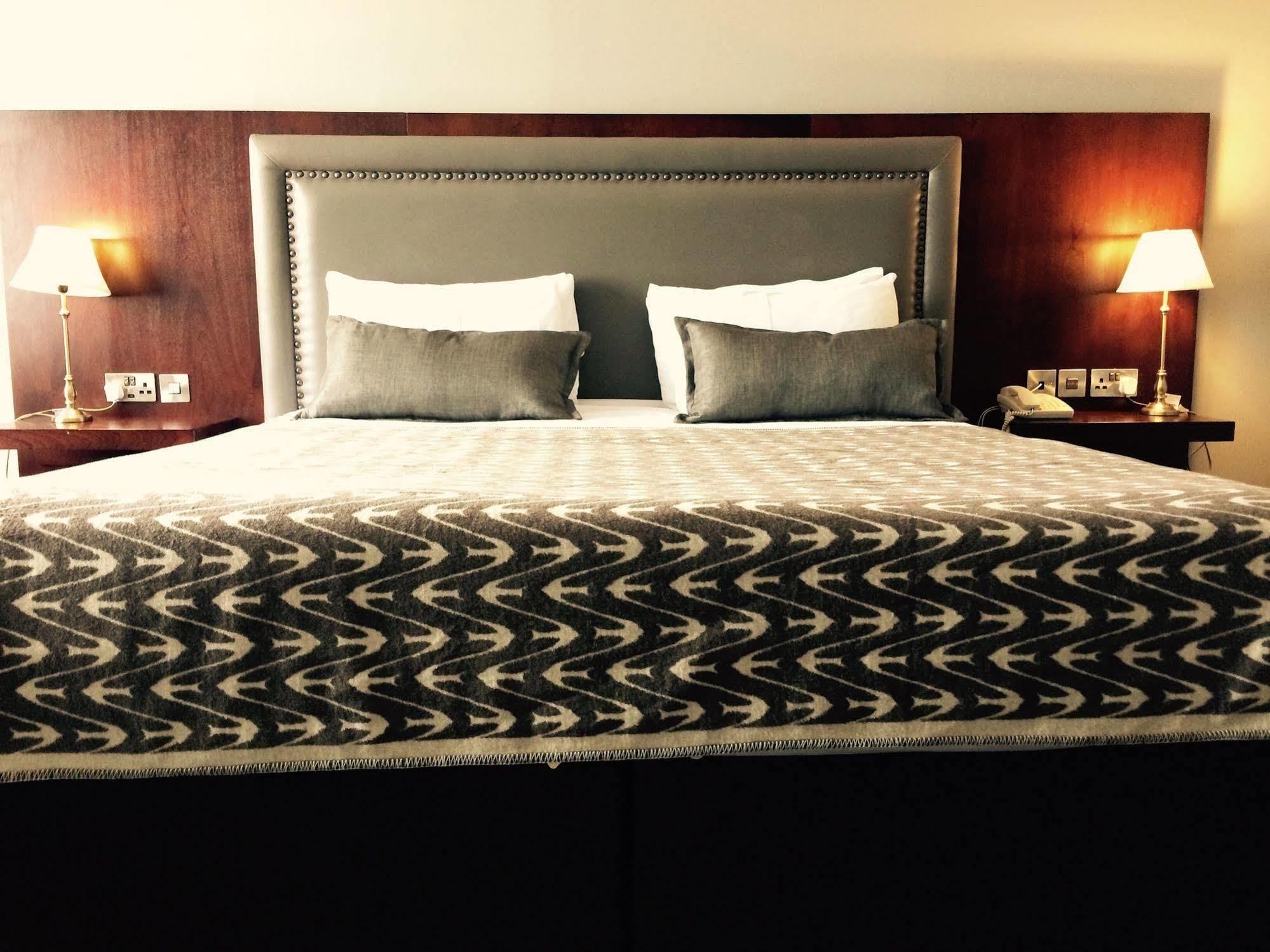 The Killeshin Hotel Portlaoise Εξωτερικό φωτογραφία